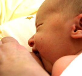 Video: Co byste měli vědět o kojení
